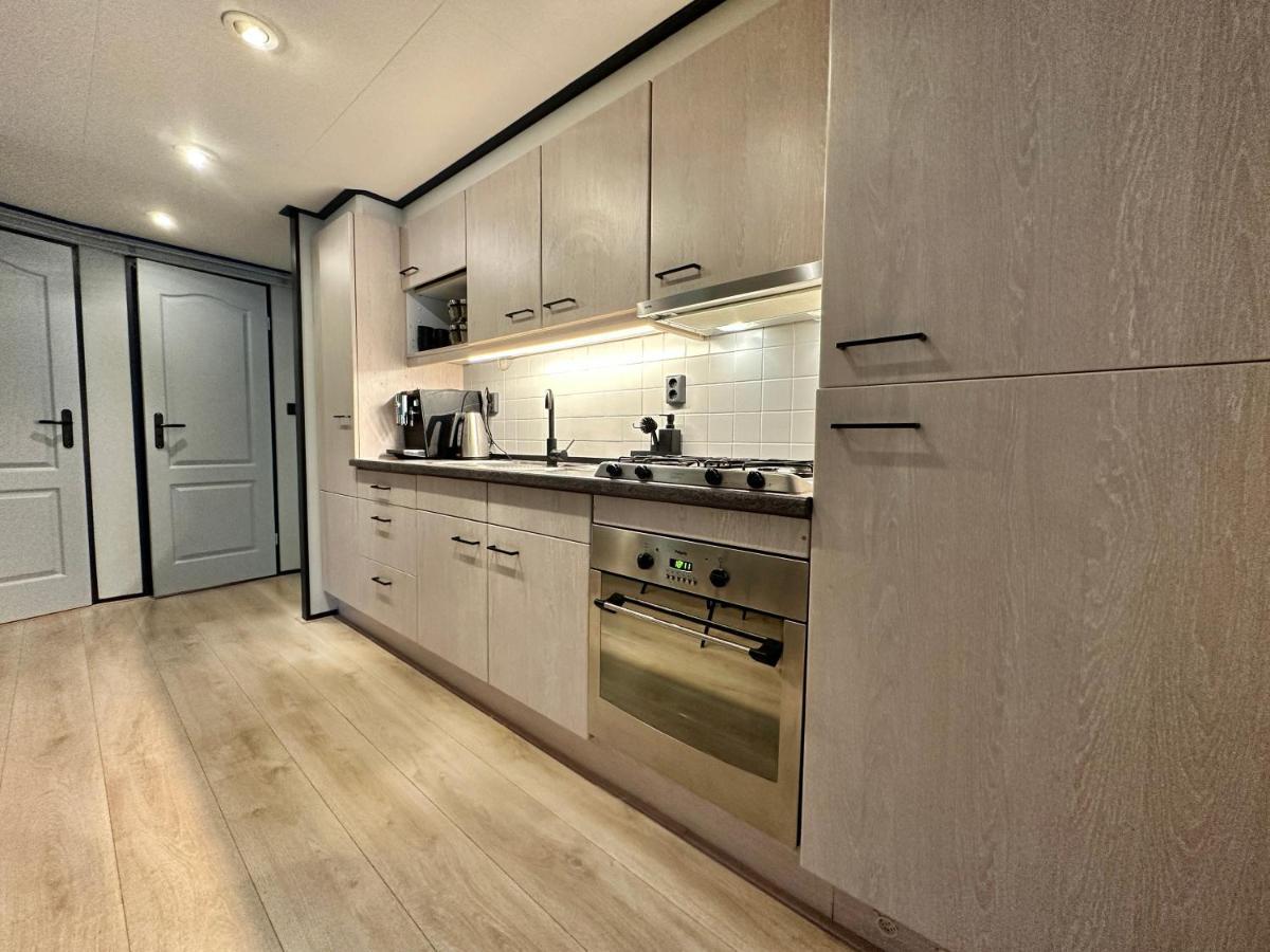 Gezellig Chalet Met 2 Slaapkamers Aan Bosrand Erm Esterno foto